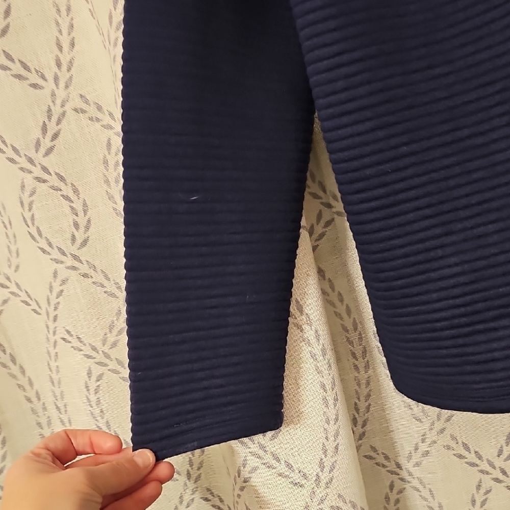 Sail to Sable (L) Navy Sweater - Picture 4 of 6